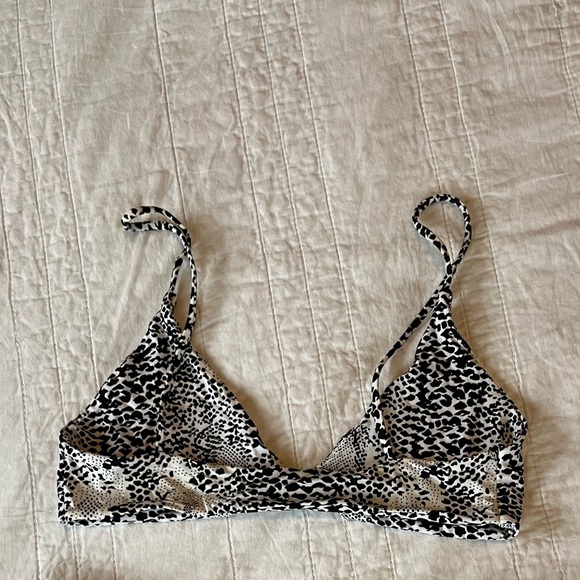 Mai Underwear Black Reptile Bikini Swim Top - Picture 2 of 4